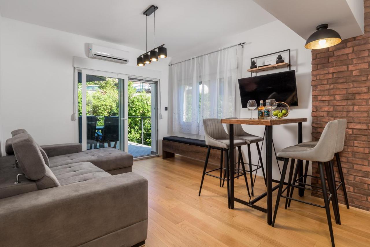 Zid Apartman Opatija Exteriér fotografie